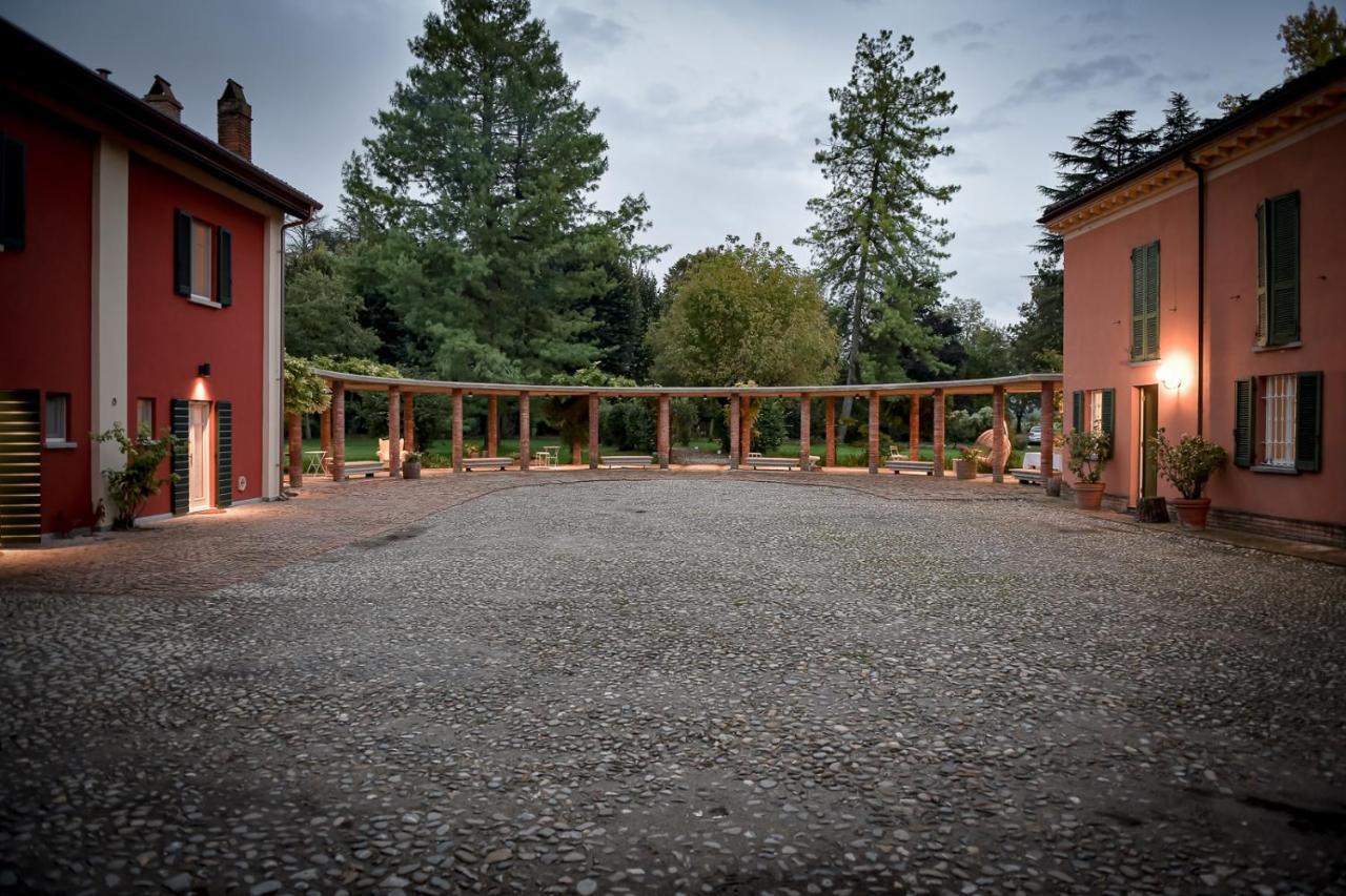 Tenuta Pizzone Wine Resort Rivanazzano Terme Exteriör bild